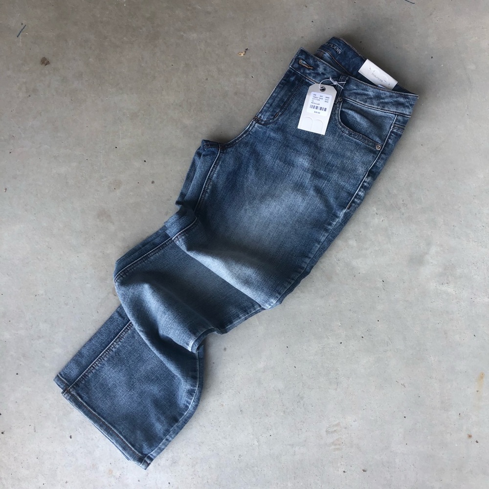 NEW Maurice’s Medium Wash Denim Flex Jeans